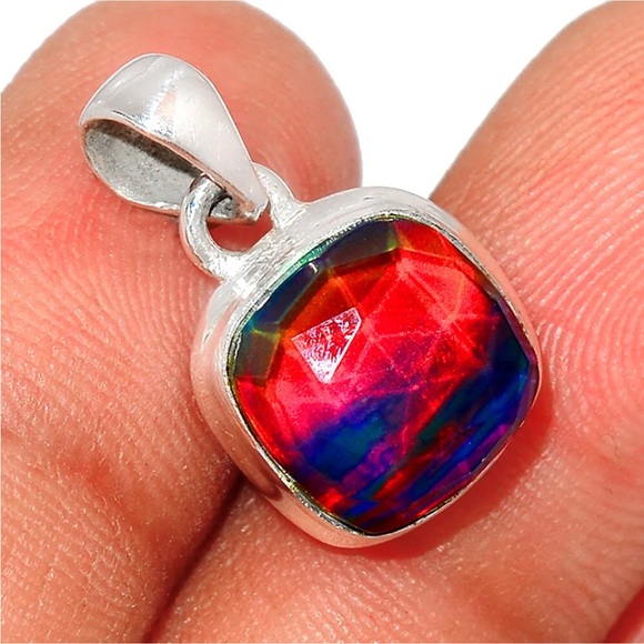 Aura Opal silver pendant - Picture 3 of 7